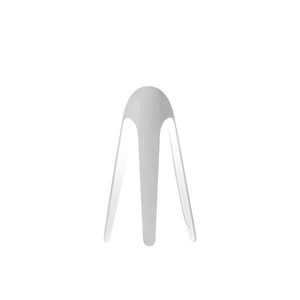 Lampada da tavolo Cyborg di Martinelli Luce - versione grigio chiaro, prodotto scontornato.
