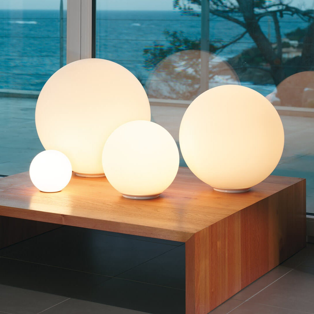 Dioscuri Tavolo Artemide — Lampada da Tavolo Sferica Michele De Lucchi