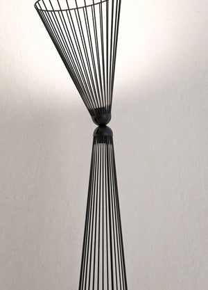 Foto dettaglio di Ikonika, lampada da terra firmata Karman