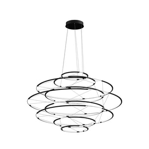 Chandelier Drop 7 Nemo Lighting in alluminio nero opaco con 7 profili LED lineari, design Arihiro Miyake, scontornato su sfondo bianco